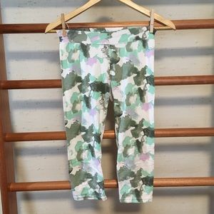 Justice pale camo leggings size 16